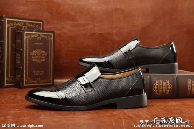 三伏天用艾叶泡脚能除湿气吗?