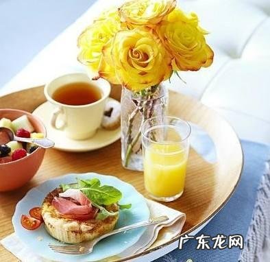 学生x在暑假期间怎么减肥呢?