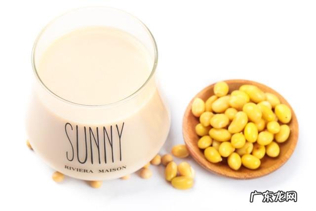 范丞丞三天瘦了17斤,你认为他是采用什么方法快速减肥的?