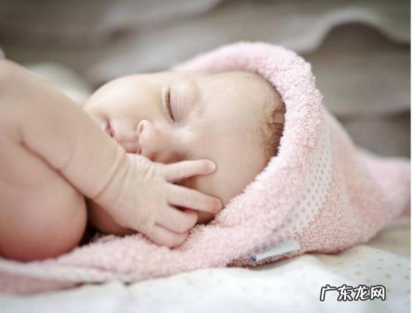 怎么纠正宝宝认月嫂-孩子依赖月嫂如何纠正