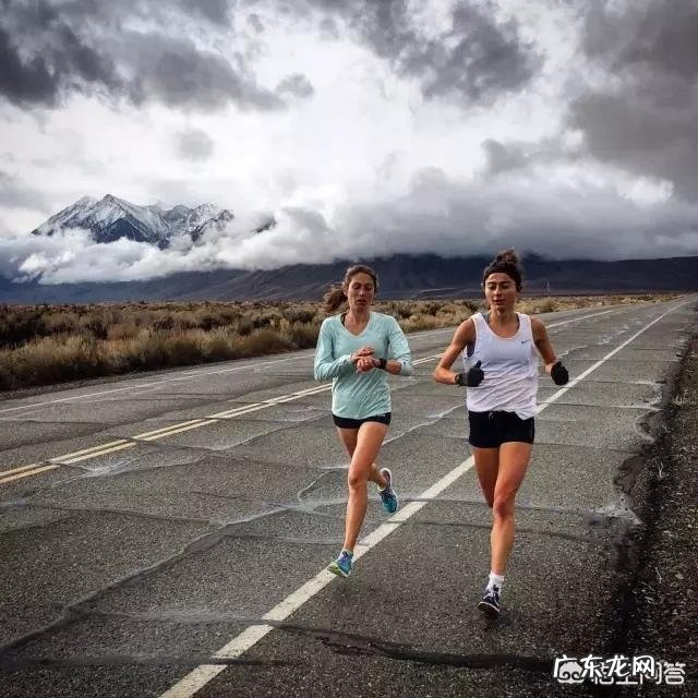 健身房蹬动感单车减肥效果 慢跑，快走，动感单车，踩踏板同样半小时健身房速率哪个减肥？