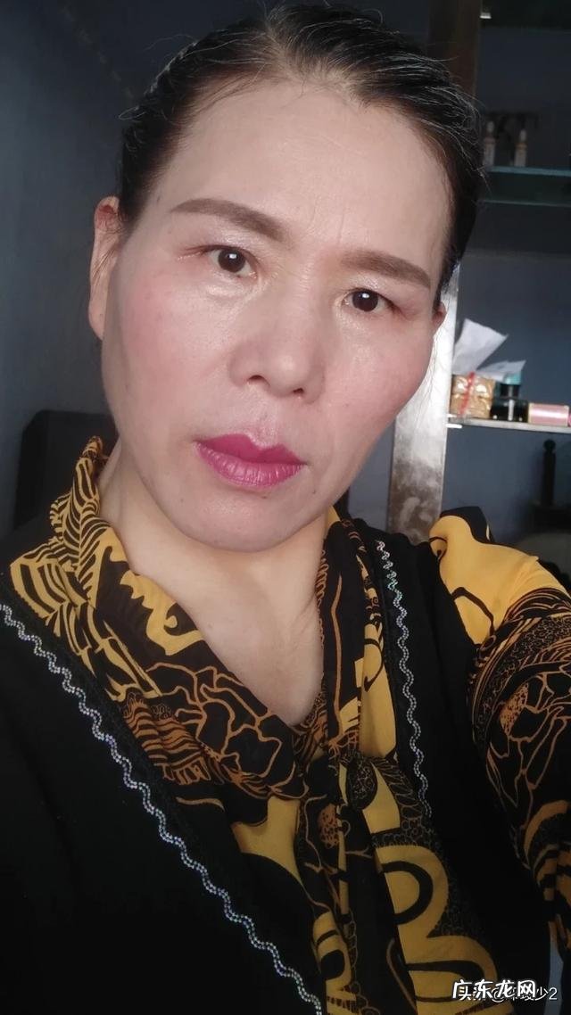 抖音网红铁山靠价值观在哪?