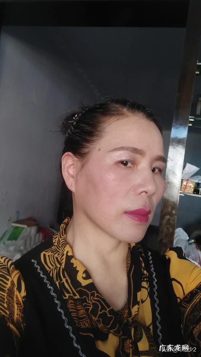 抖音网红铁山靠价值观在哪?