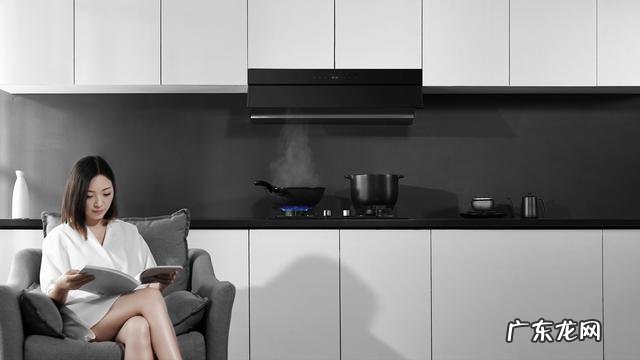 小米众筹2499一套的云米智能互联烟灶,老板方太怎么办?