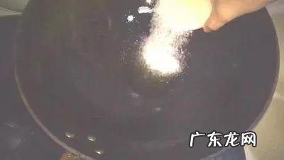 拔丝地瓜用蜂蜜可以代替糖吗?