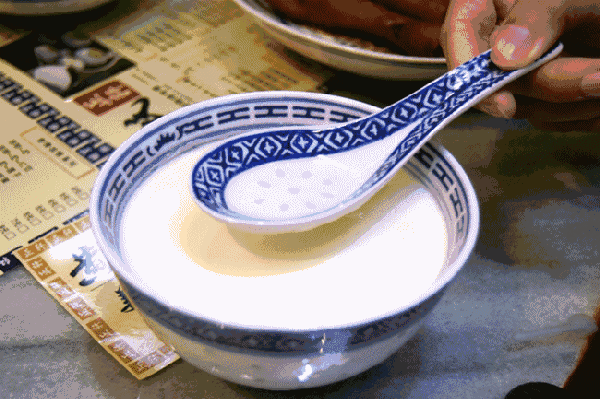 如何看待“牛奶有害论”?