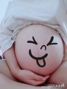 生孩子当天体重掉了15斤，属于正常范围吗？坐月子如何瘦肚子？