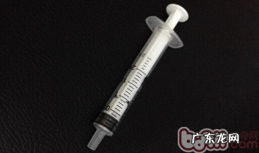 四招应对猫咪吃药难的问题