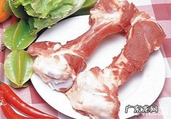 【美食攻略】克己猫咪的猪骨牛肉蔬菜饭