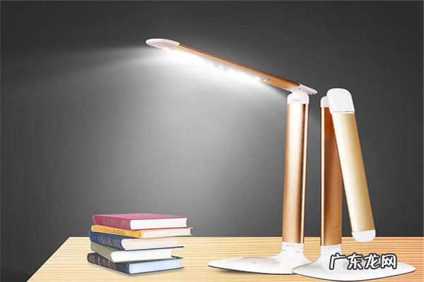 十大护眼灯品牌排行榜 世界公认十大护眼灯