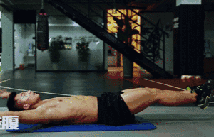 每天300次卷腹能练出腹肌吗 坚持30天,每天只做100个卷腹,能练出6块腹肌吗?