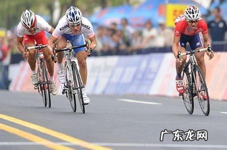 为什么有人喜欢骑公路车,能锻炼身体么?