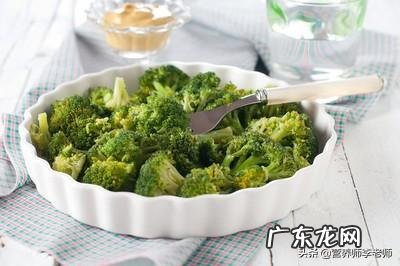 灰灰菜为啥不能晚上吃 农村的灰灰菜能不能吃?哪些人不能吃灰灰菜?