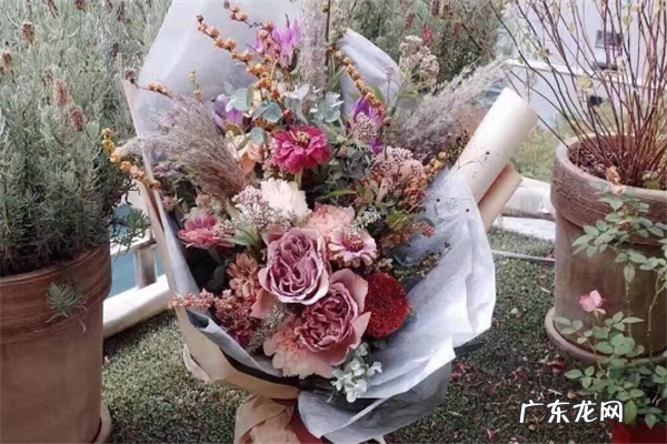 情人节送男友什么礼物有意义 送女生情人节礼物排行榜