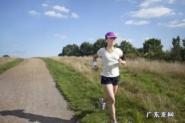 减肥30斤之后没毅力了怎么办?身上的蝴蝶袖和双下巴该怎么减?