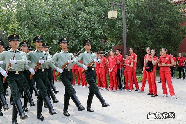 饰演神奇女侠的盖尔·加朵，是个怎样的演员