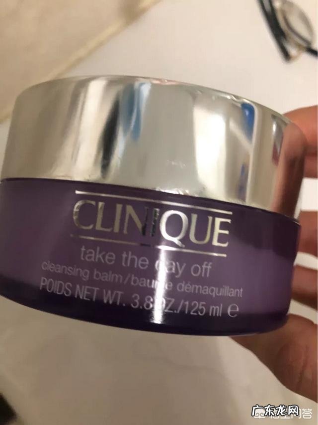 怎么去除闭口呢?长闭口的原因是什么呢?和洗面奶有关系吗?