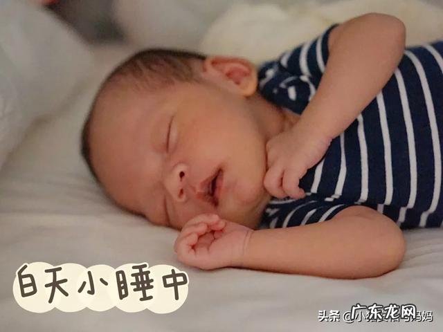 宝宝睡眠少正常吗?对宝宝有影响吗?