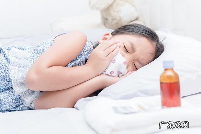 幼儿发烧便秘吃什么-婴幼儿发烧又便秘