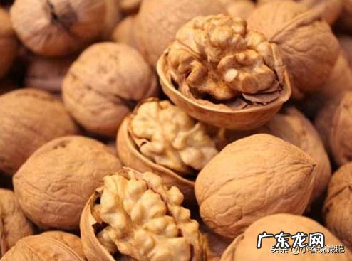 坚果燕麦适合减肥吃吗 减肥期间可以吃花生瓜子等坚果吗?有何影响?