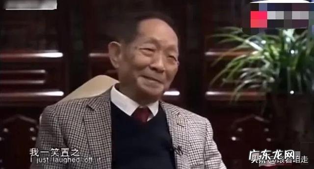 有人看不起袁隆平在汽车店只摸不买的行为,对此你怎么看?