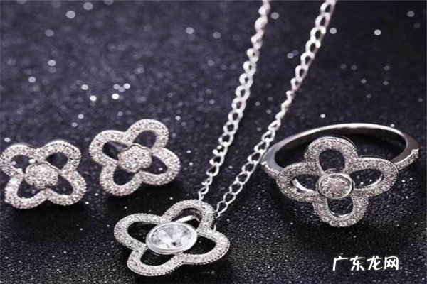 送三十多岁的女人礼物