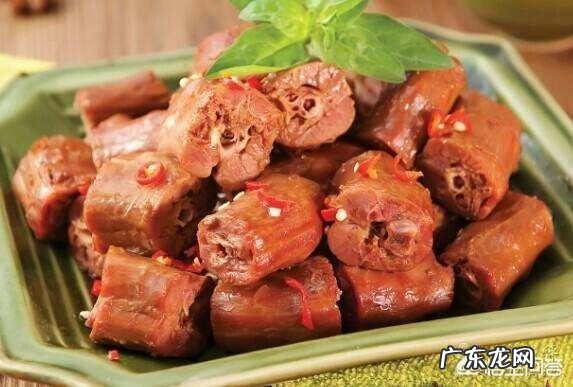 长期喝饮料会引起癌症和白血病吗？