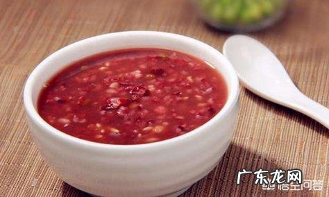 吃饭时喝水有助于减肥吗？