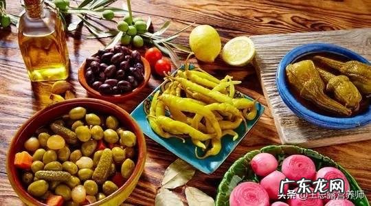 为什么感觉现在直肠癌病人那么多？怎么预防？