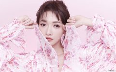 我每天跳三百个绳，请问一个月能减多少斤？