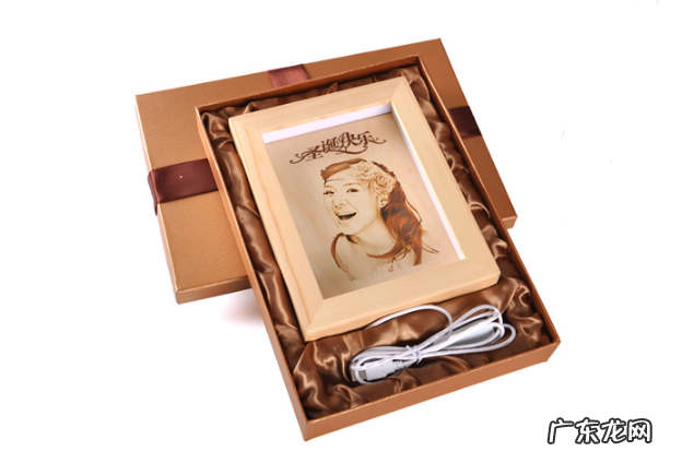 第一次送女生礼物禁忌 男生18送什么礼物合适