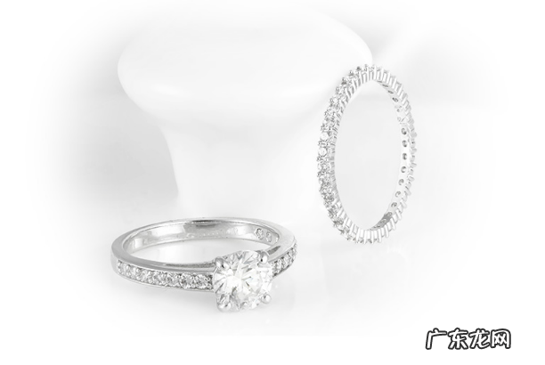 送女朋友新年礼物排行榜 2019情人节礼物排行榜