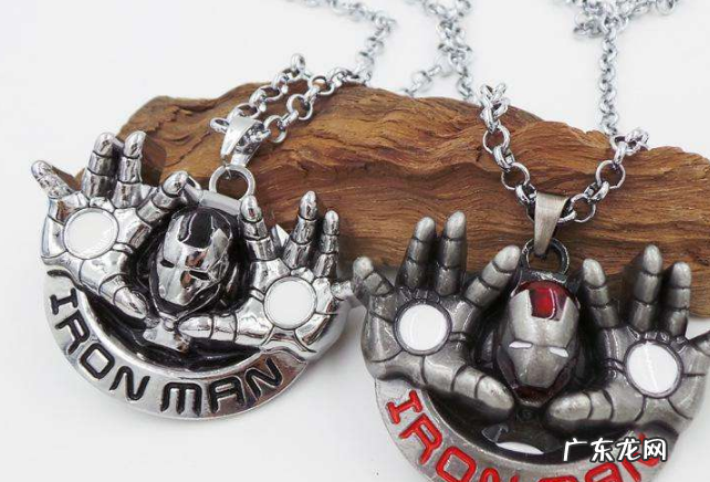 18岁男生最渴望收到的礼物 送高中男生礼物排行榜