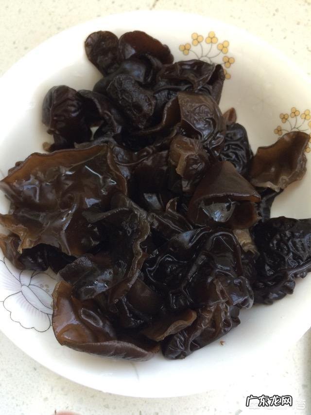 木耳煮多久几分钟能熟，木耳煮久了有毒吗？