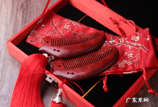 朋友订婚空手去好吗 订婚礼物排行榜