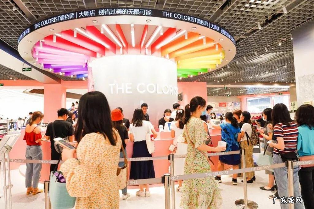 百亿资本涌入,“疯狂集合”的集合店