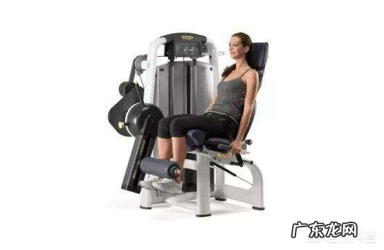 想要腹肌平时有在锻炼，一米七八，一百三十斤需要减脂吗？