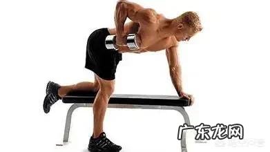 想要腹肌平时有在锻炼，一米七八，一百三十斤需要减脂吗？