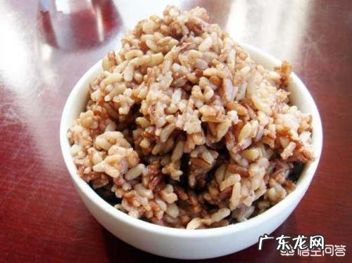 减脂,但不是极端的减脂,每天5公里运动量可以摄入多少碳水?