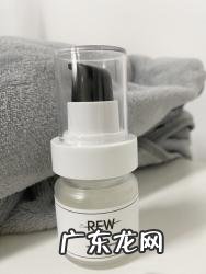 把脸放到热水中浸泡几分钟？