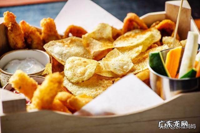 生完孩子后经常吃哪些食物容易回奶?哺乳期妈妈再馋嘴也要忌口?