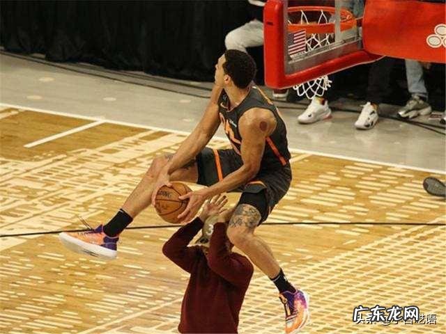 你认为火箭戈登这个球员怎么样?