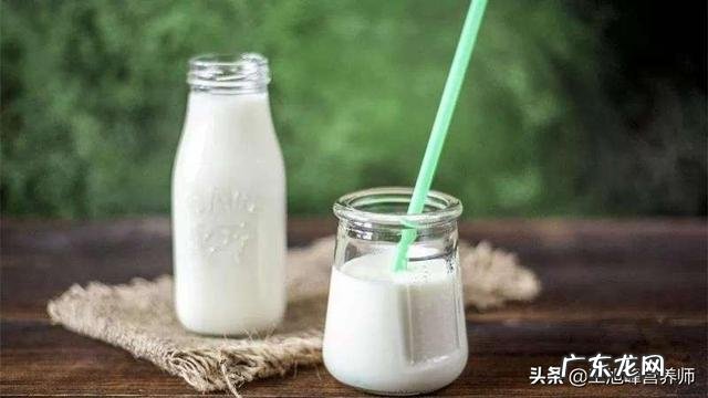 喝酸奶容易胖吗最近在减肥,适合喝酸奶吗?