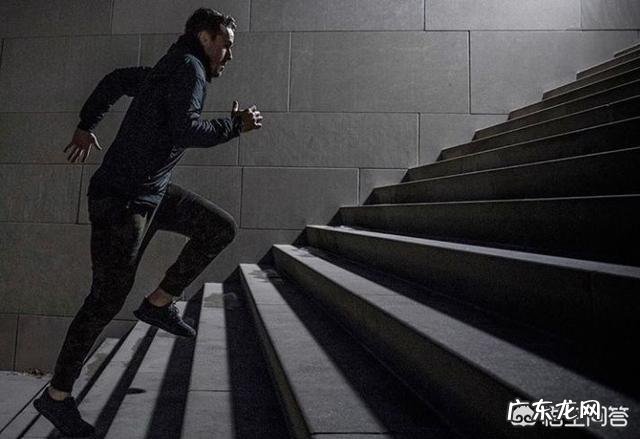 胖人如何在跑步减肥中保护膝盖?