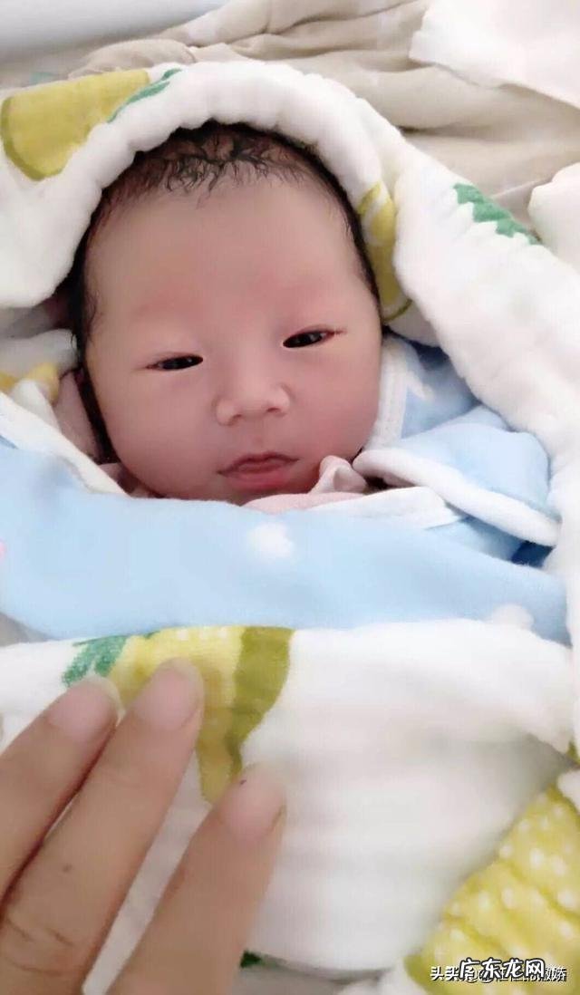 生一个大胖小子真的好吗？孩子出生时体重是多少比较适宜？