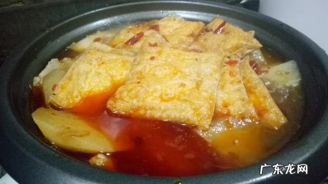 晚上睡觉前吃水果和零食减肥吗？