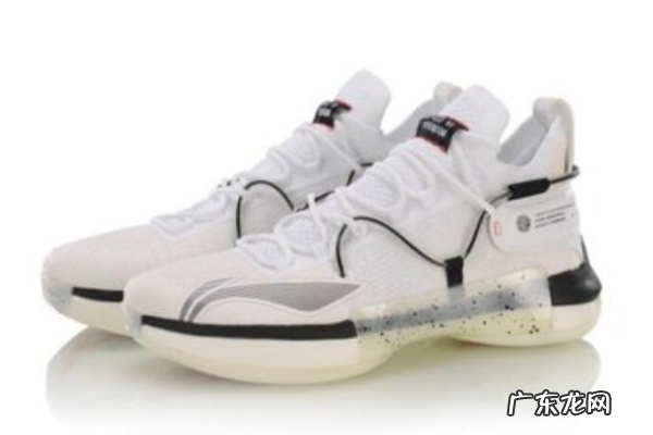 李宁篮球鞋实战排行榜 十大实战篮球鞋排行榜,闪击6上榜AJ34第一
