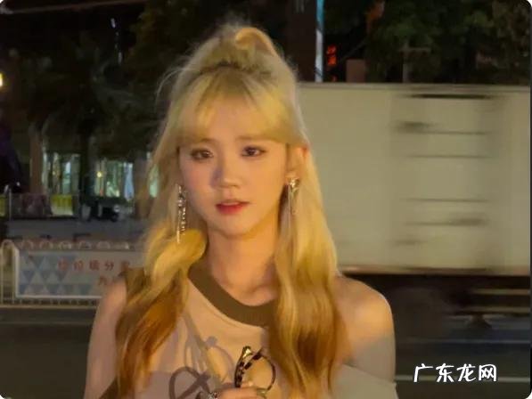 被成为纯欲天花板的井川里予,携手余庆伟加入虎牙,你会看吗?