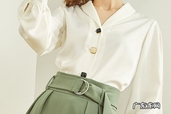 女性职业装品牌排行榜 中国十大女职业装品牌