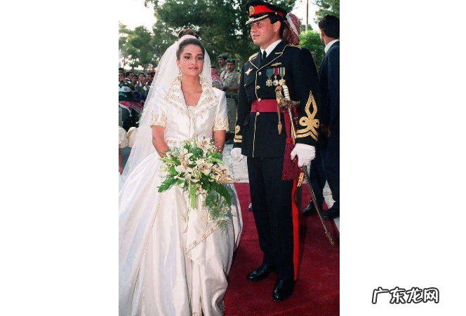 世界最美十件婚纱 世界最美十大婚纱